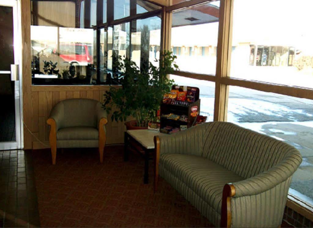 Townsman Inn Larned Esterno foto